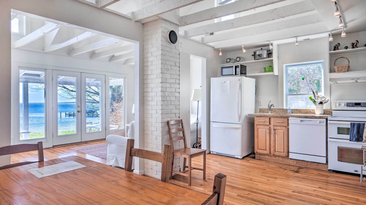 Photo of Kitchen in Rock Point
