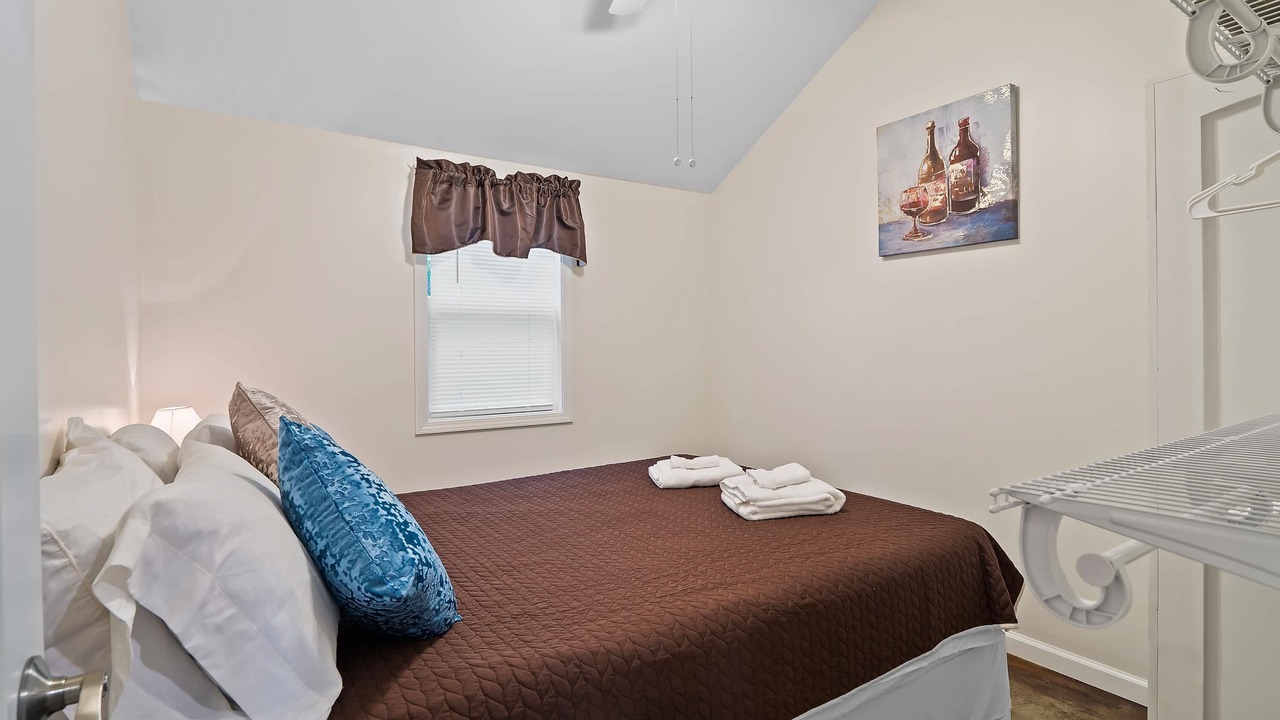Photo of Bedroom in Geneva-on-the-Lake