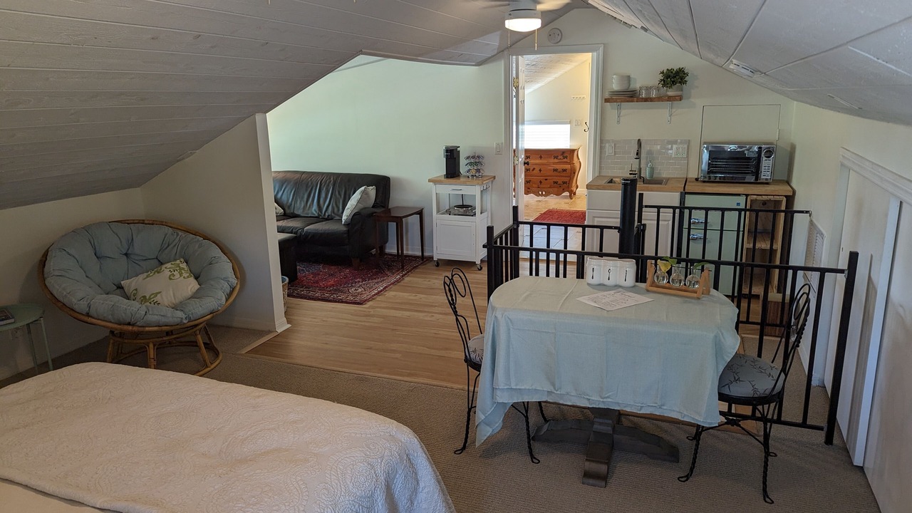 Photo of Bedroom in Lake Worth