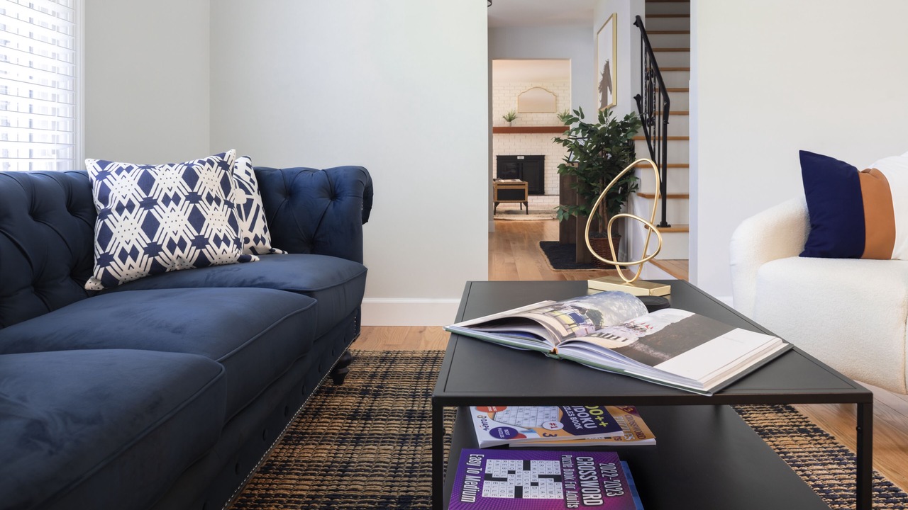 Photo of Livingroom in Saratoga Springs