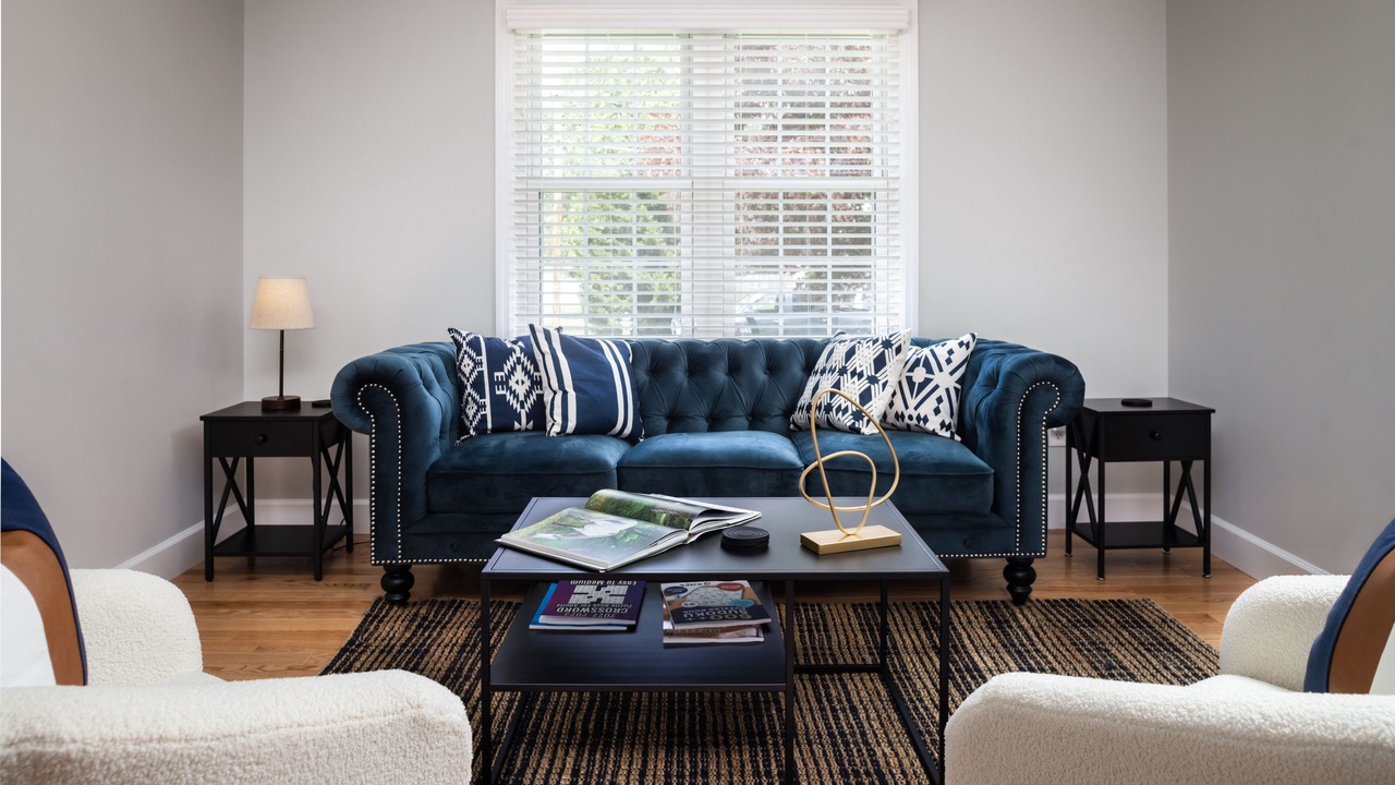 Photo of Livingroom in Saratoga Springs