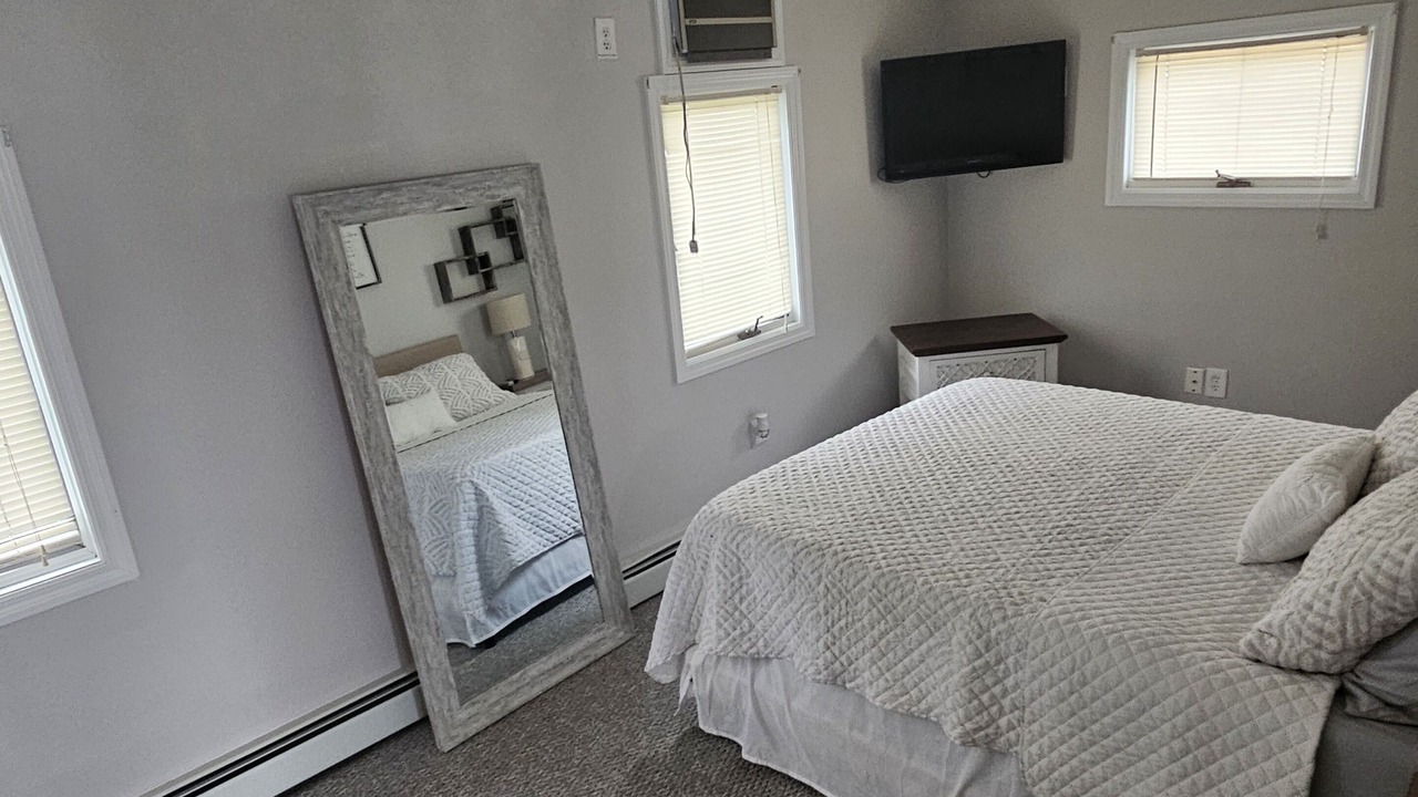 Photo of Bedroom in Beach Haven West