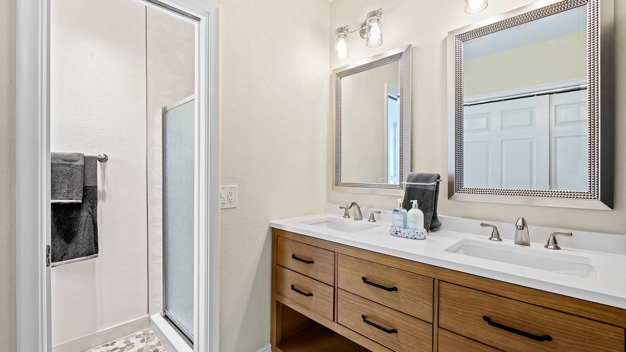 Photo of Bathroom in Santa Barbara Estates