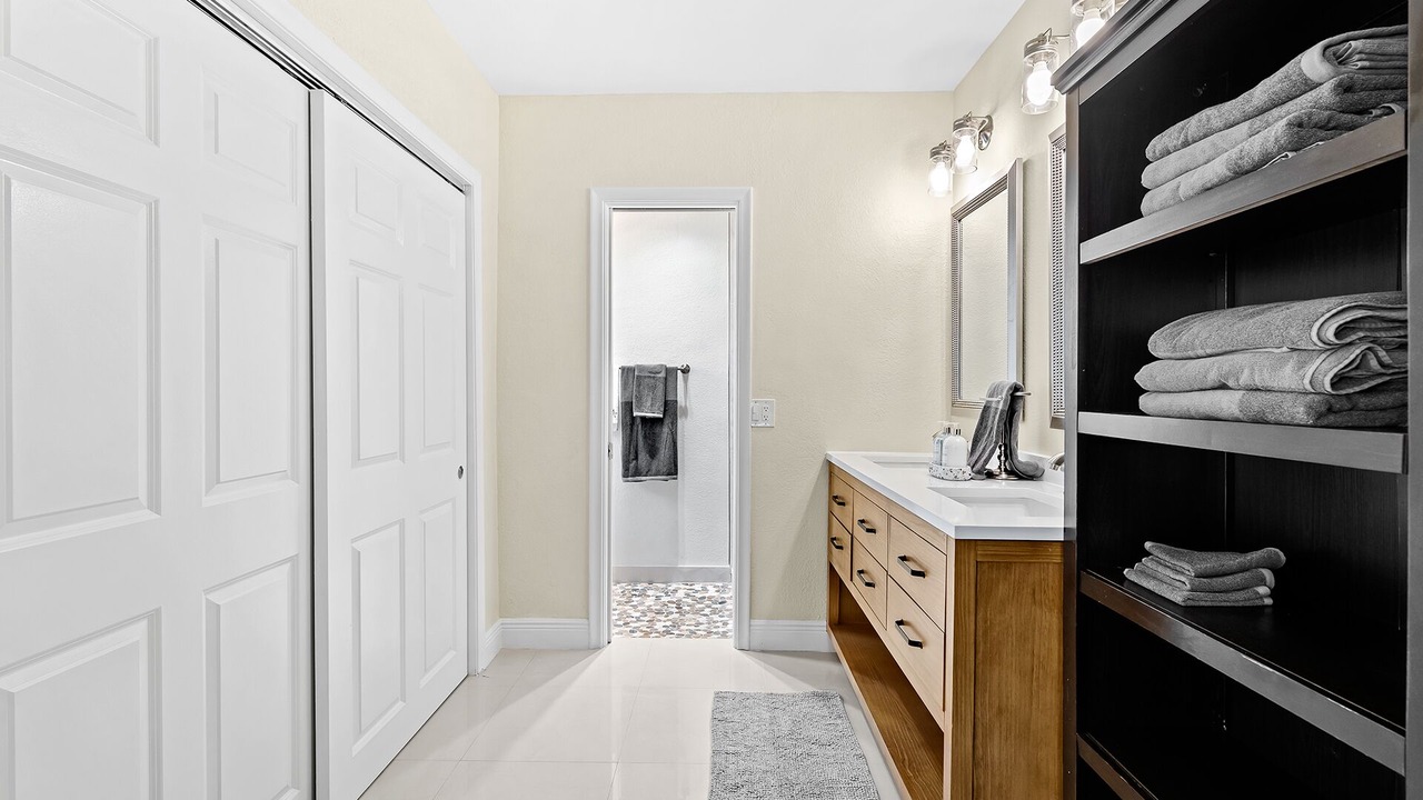 Photo of Bathroom in Santa Barbara Estates