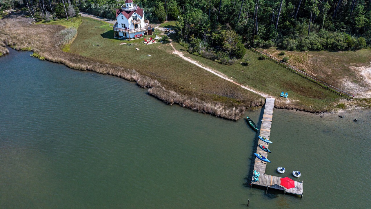 Photo of Others in Windmill Point