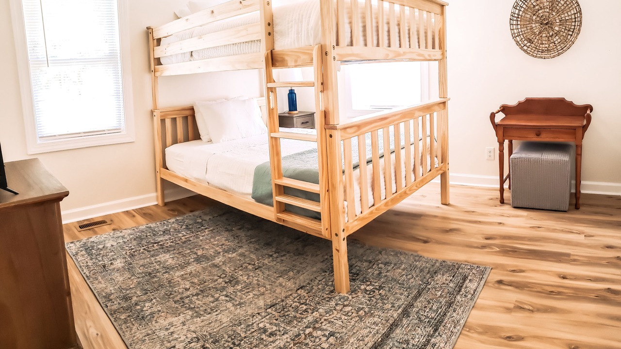 Photo of Bedroom in Colonial Beach