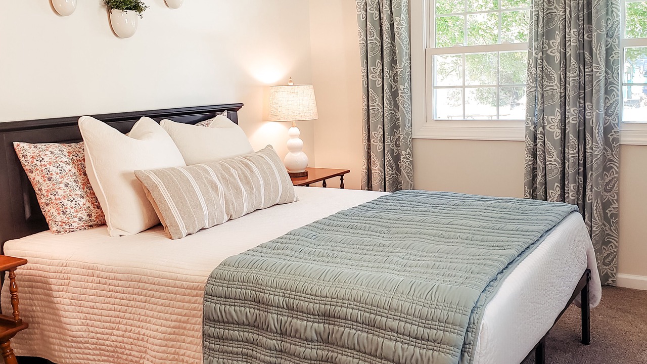 Photo of Bedroom in Colonial Beach