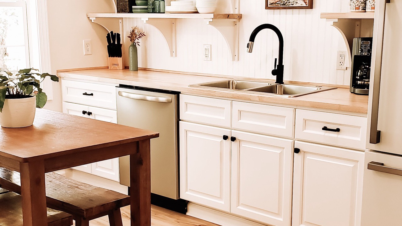 Photo of Kitchen in Colonial Beach
