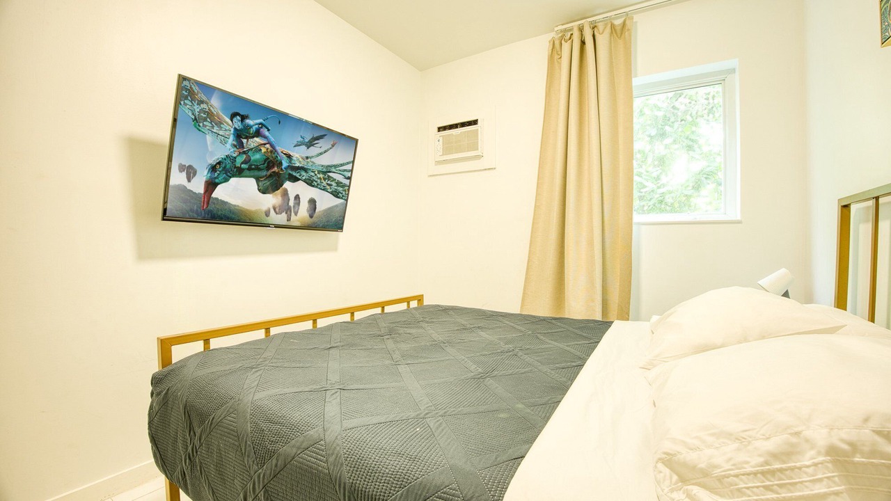 Photo of Bedroom in Highland Garden