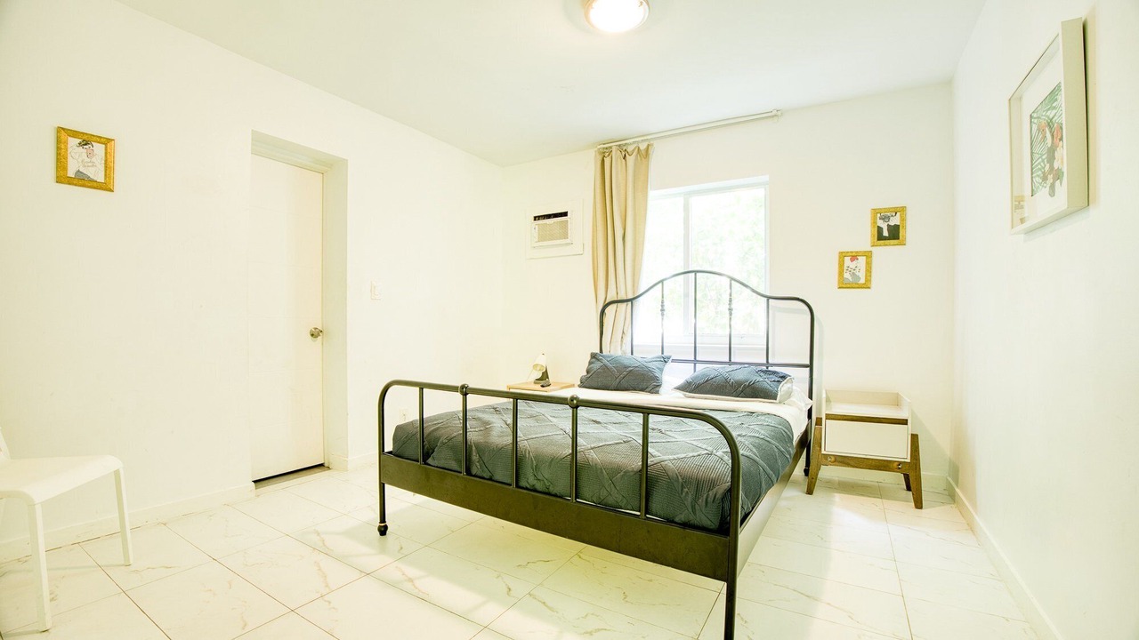 Photo of Bedroom in Highland Garden