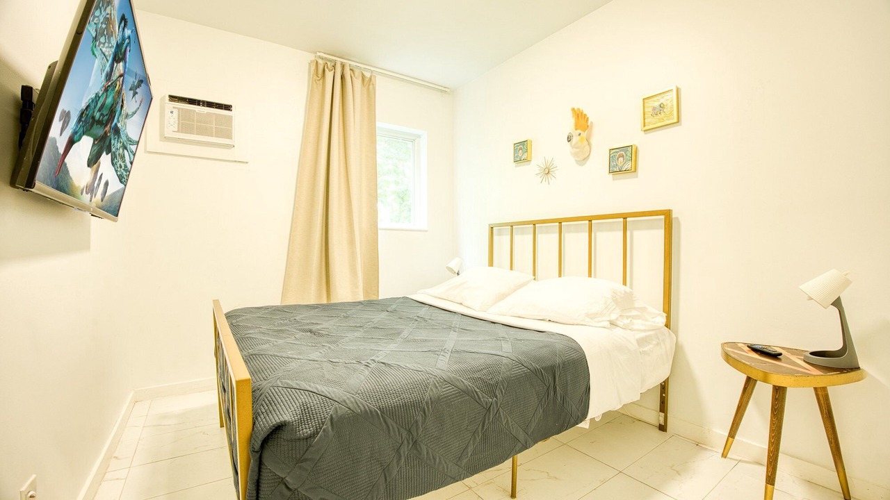 Photo of Bedroom in Highland Garden