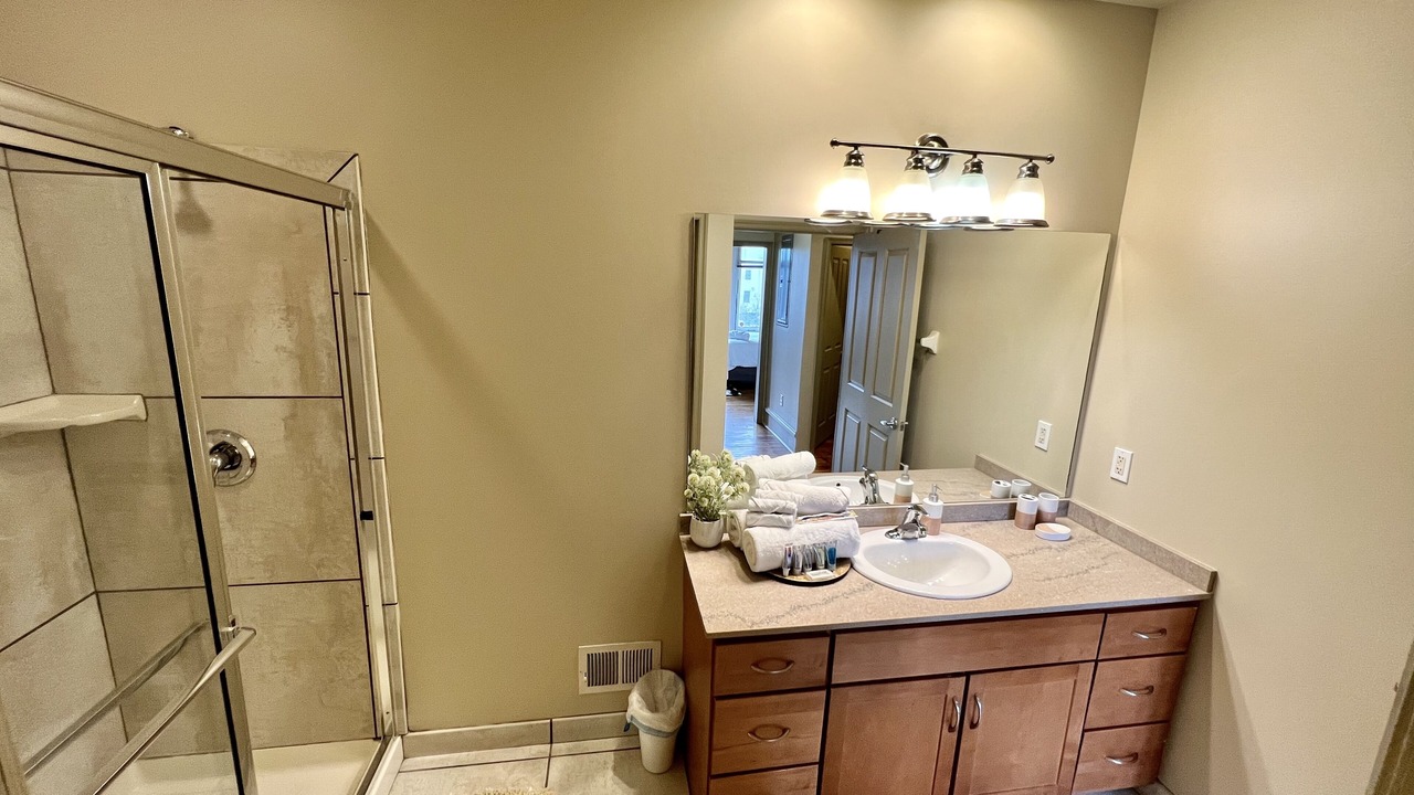Photo of Bathroom in Central Business District
