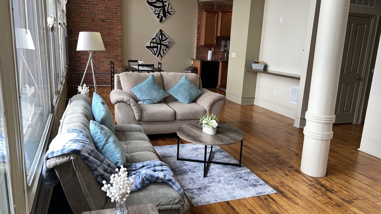 Photo of Livingroom in Central Business District