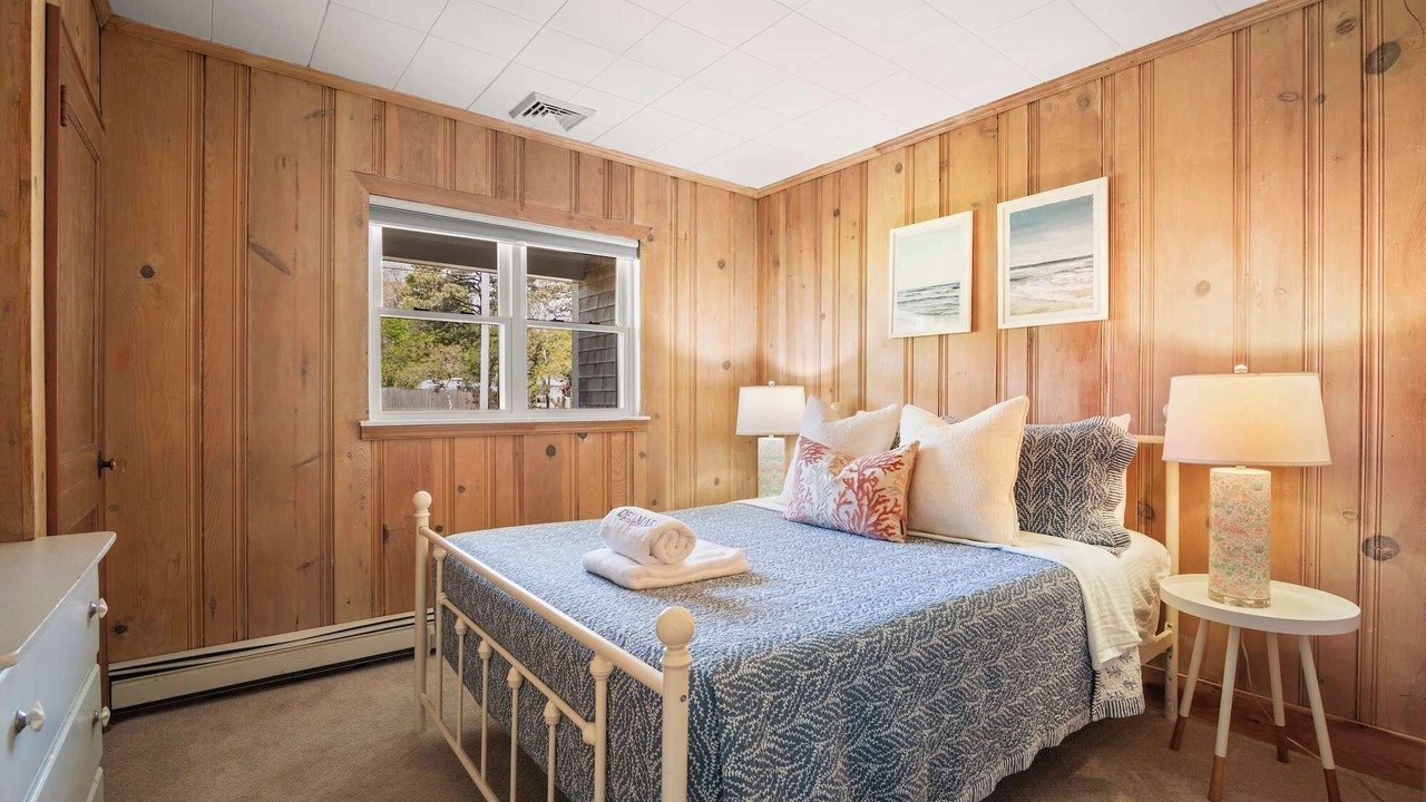 Photo of Bedroom in Northwest Harwich