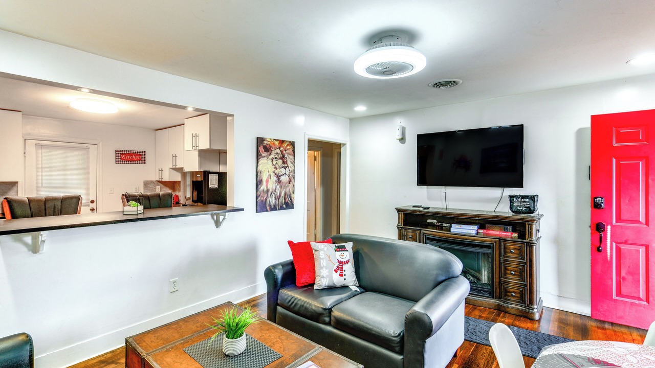 Photo of Livingroom in Laurel