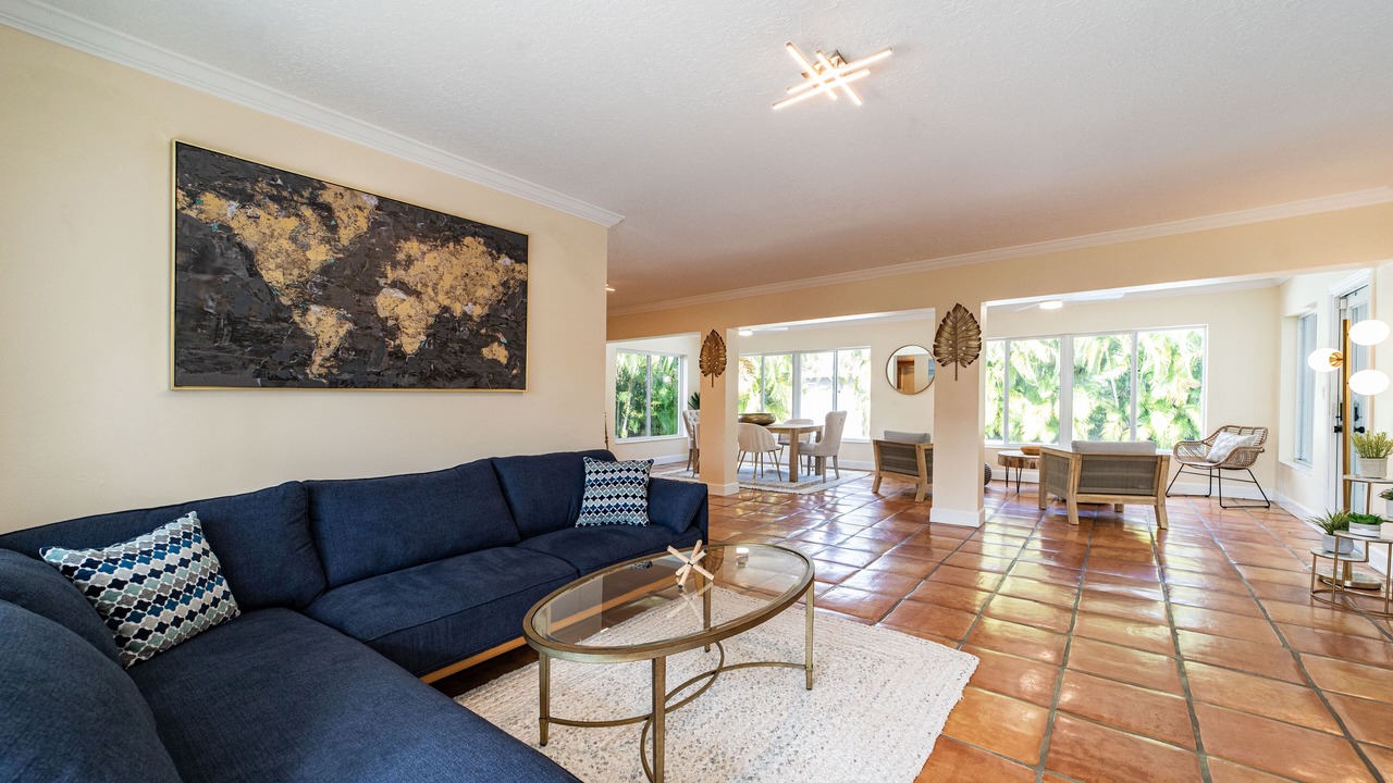 Photo of Livingroom in Central Fort Lauderdale