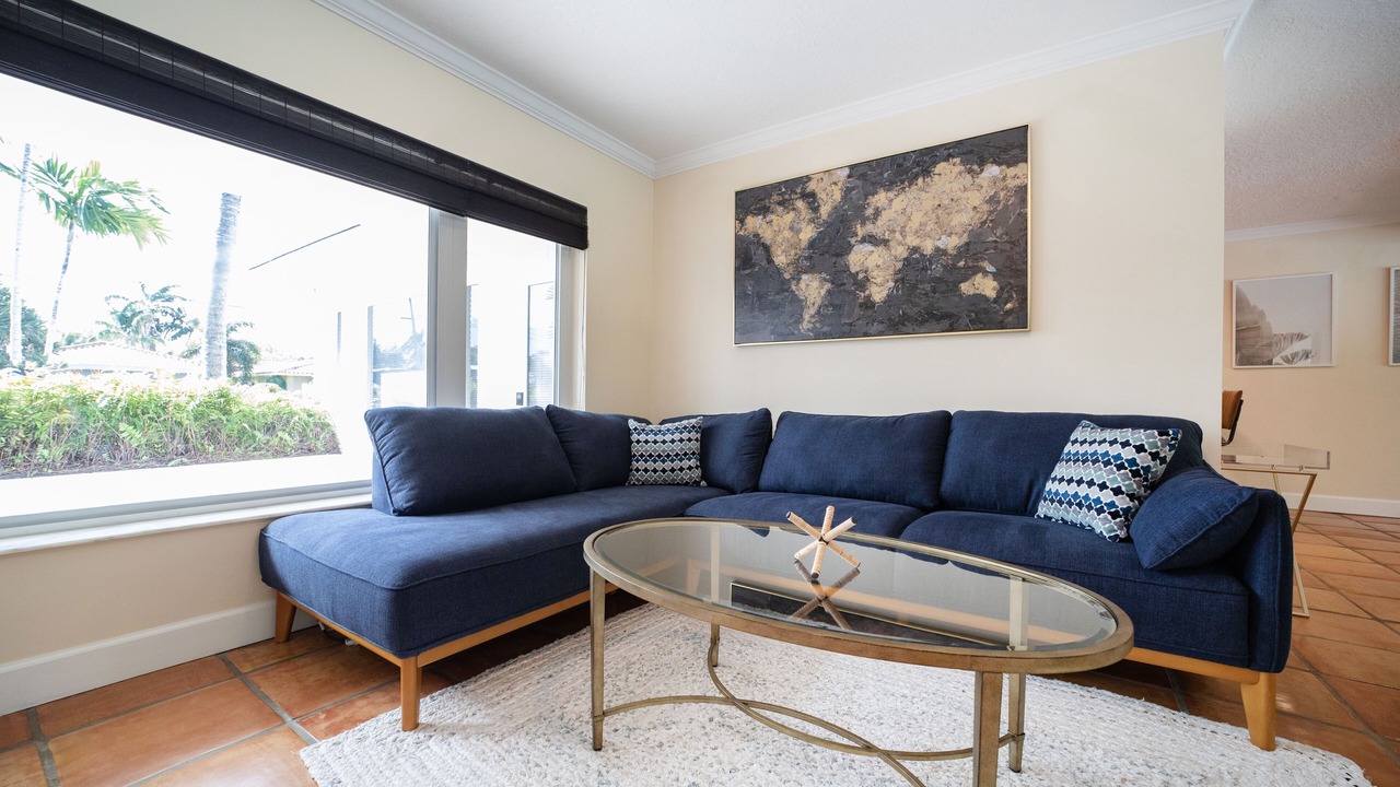 Photo of Livingroom in Central Fort Lauderdale