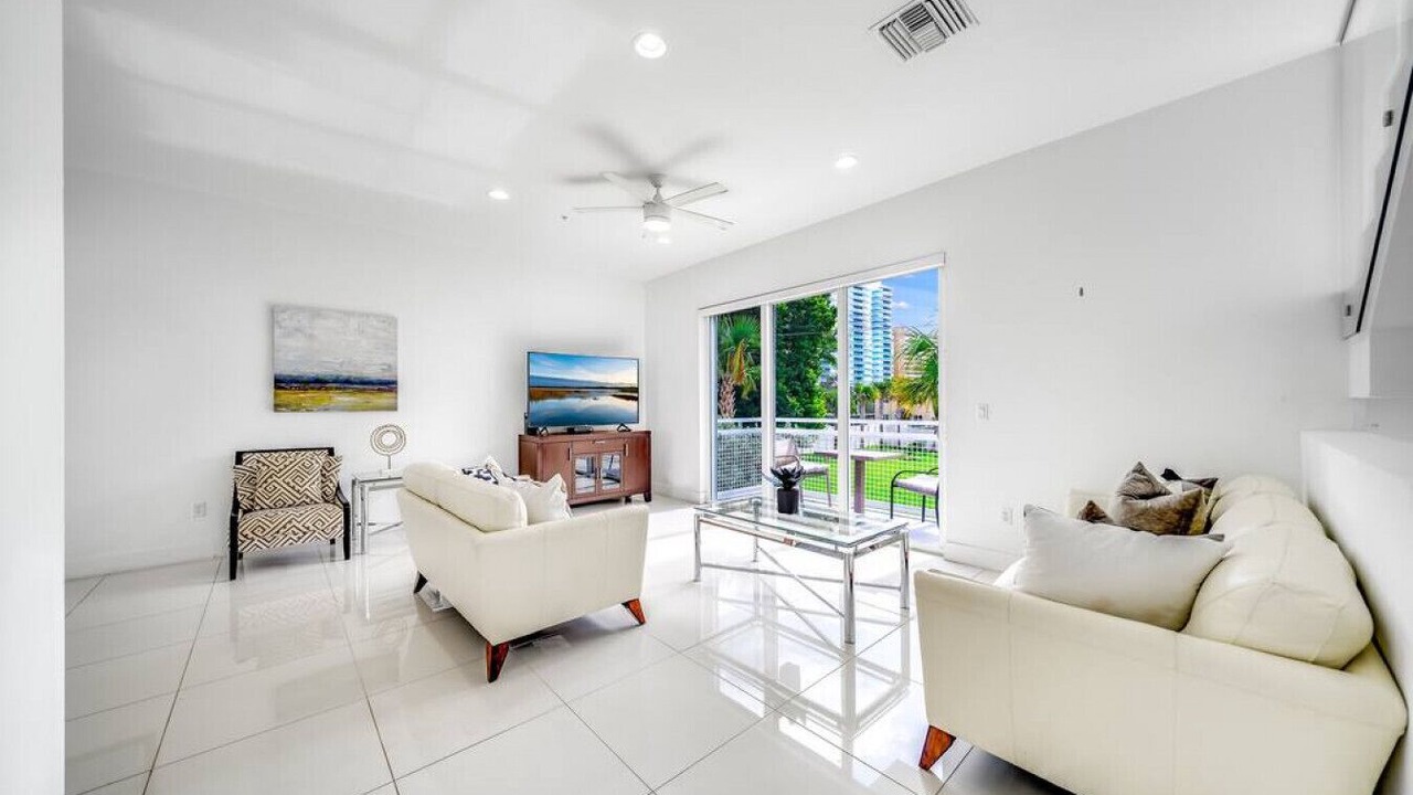 Photo of Livingroom in Pompano Beach
