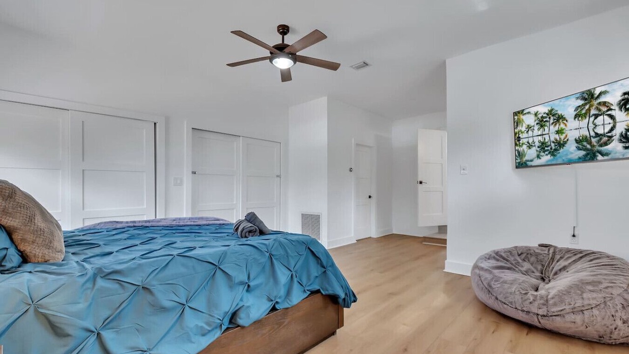 Photo of Bedroom in Ojus