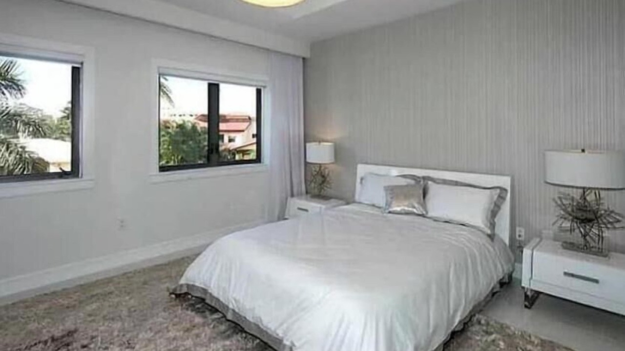 Photo of Bedroom in Hallandale Beach