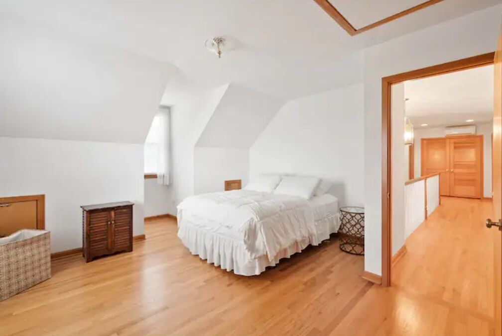 Photo of Bedroom in Quantico