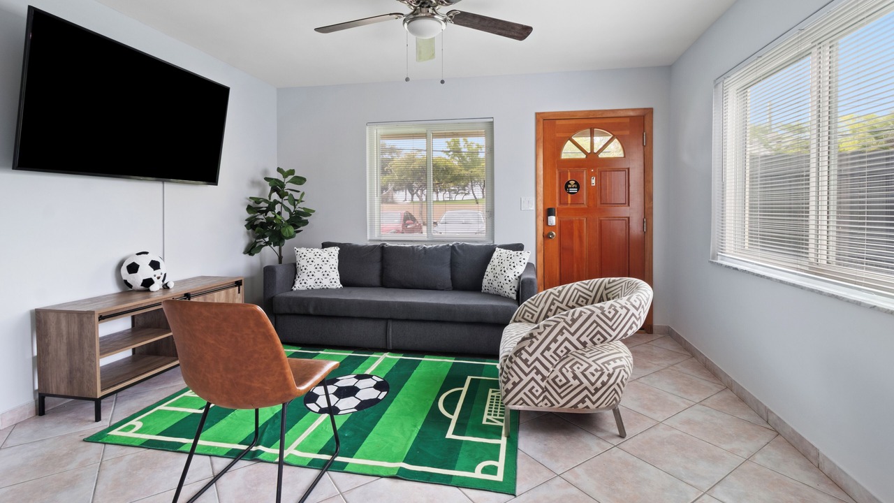 Photo of Livingroom in Dania Beach