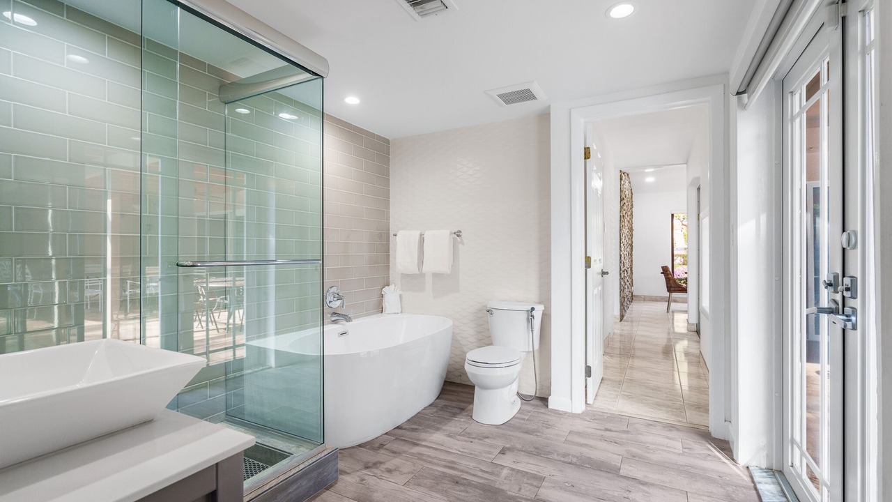 Photo of Bathroom in Hollywood Hills