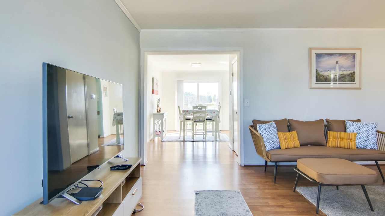 Photo of Livingroom in Milton