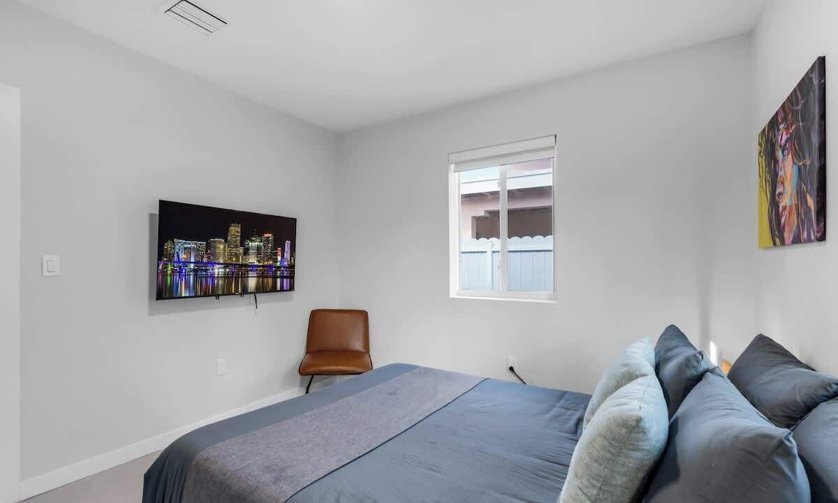 Photo of Bedroom in North Miami