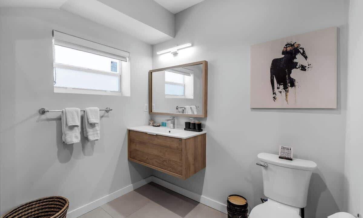 Photo of Bathroom in North Miami