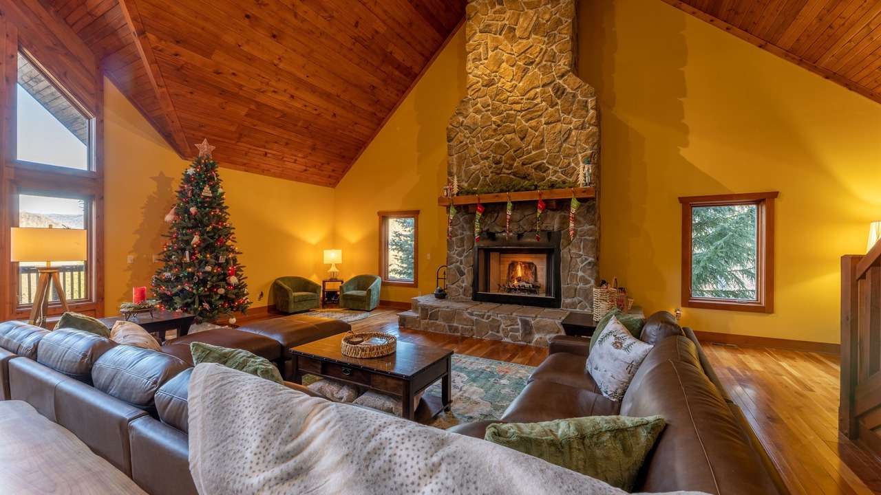 Photo of Livingroom in Edray
