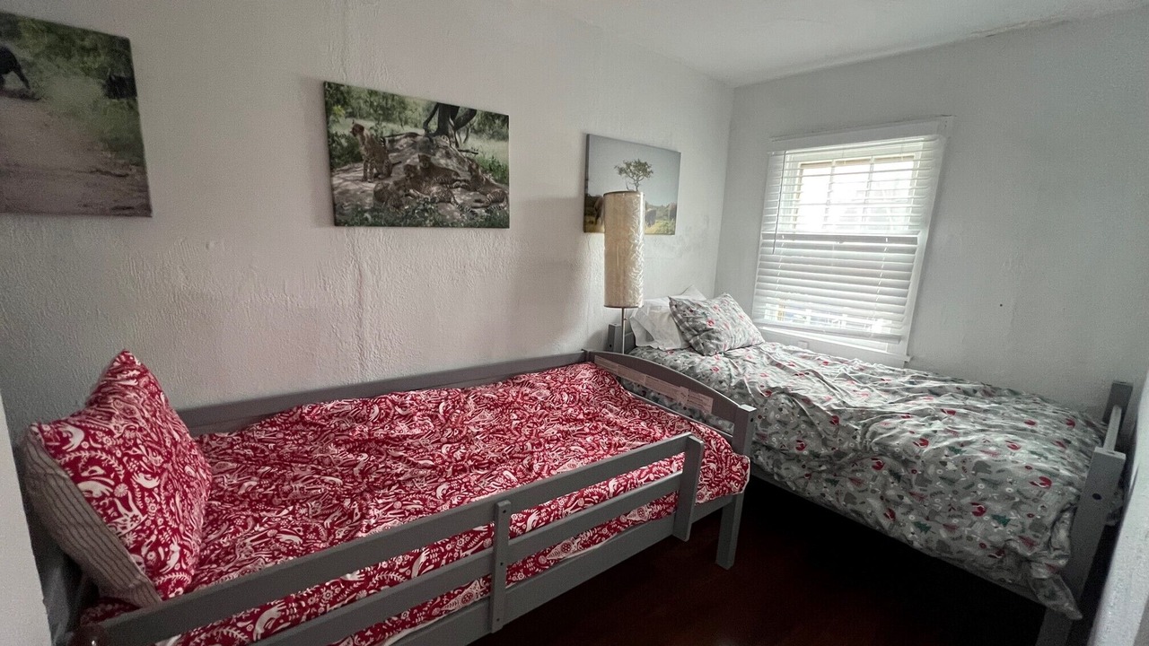 Photo of Bedroom in Historic District