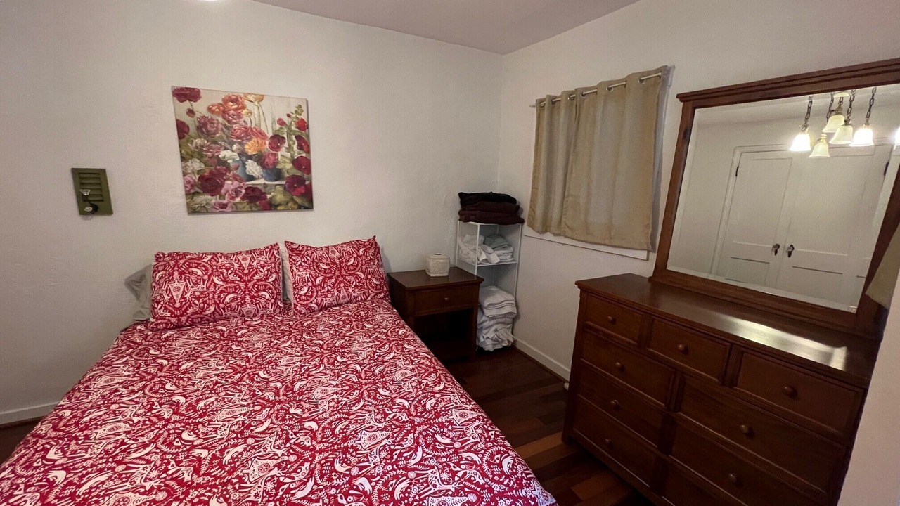 Photo of Bedroom in Historic District