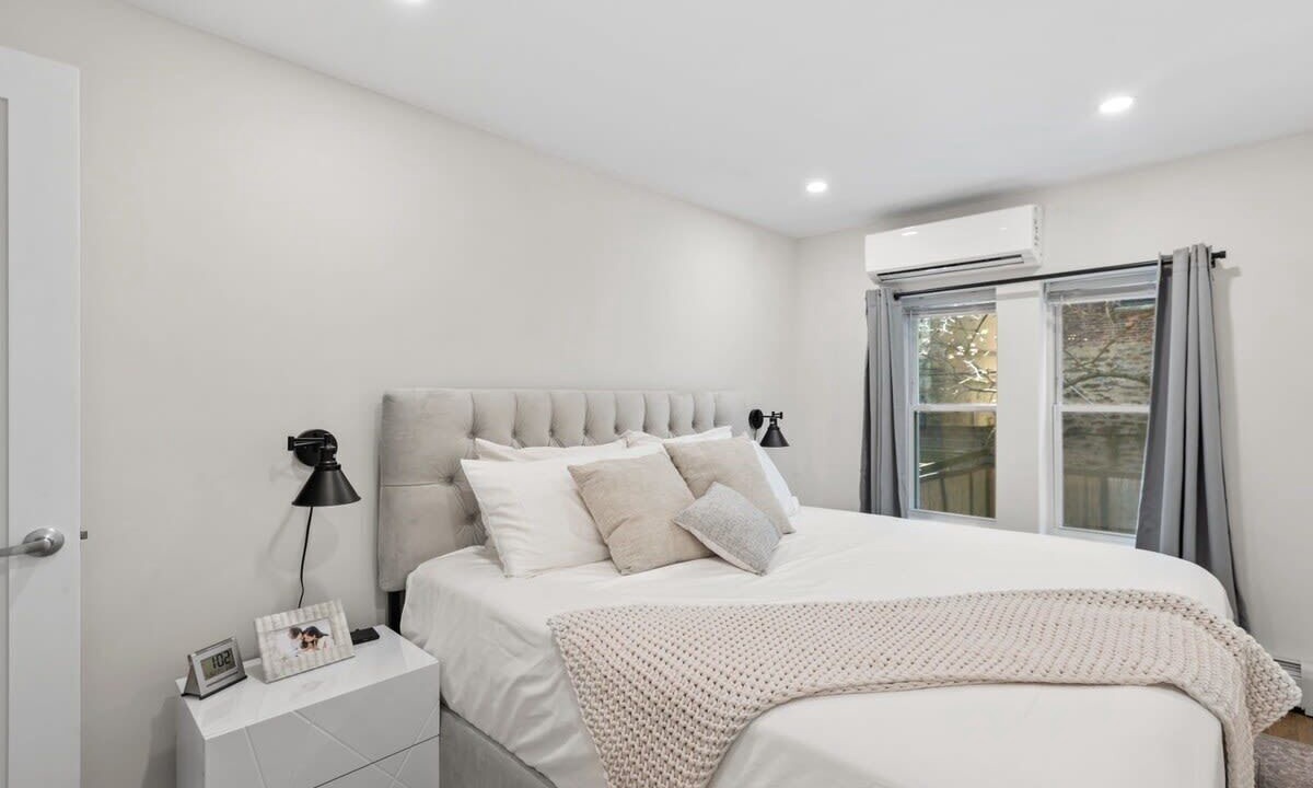 Photo of Bedroom in Washington Heights
