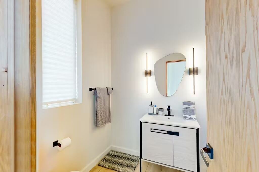 Photo of Bathroom in Edwardsville