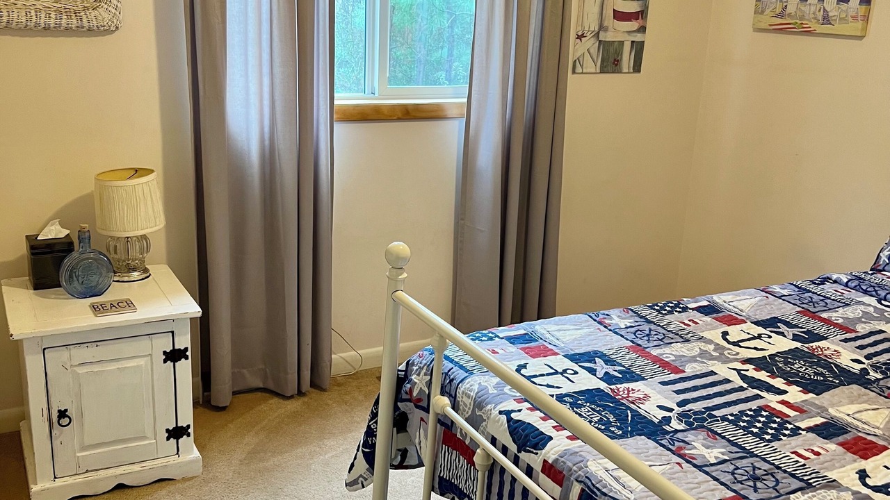 Photo of Bedroom in Lusby