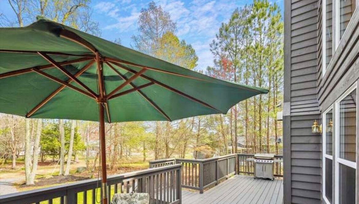 Photo of Patio Balcony in Lusby