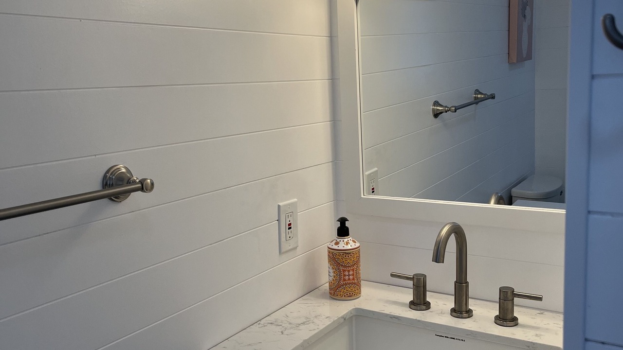 Photo of Bathroom in Slaughter Beach