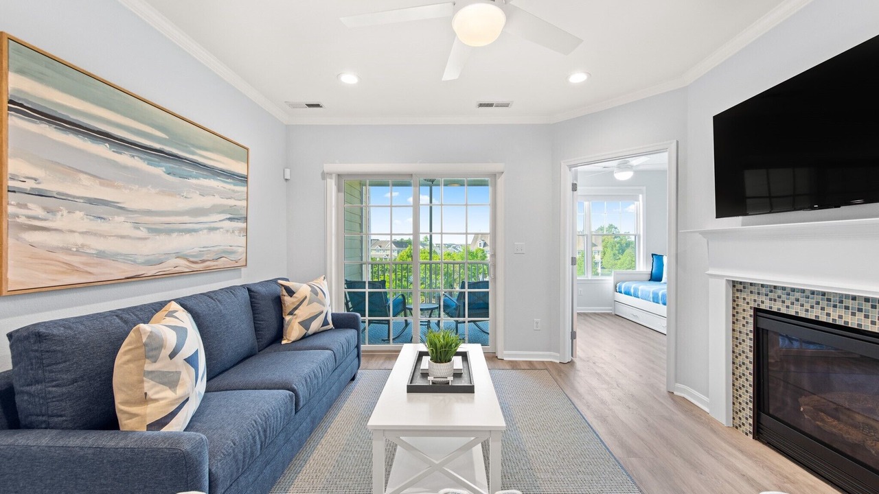 Photo of Livingroom in Bayside