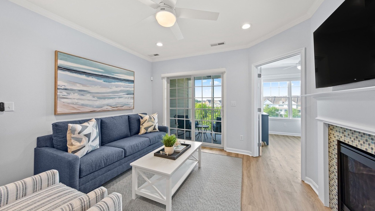 Photo of Livingroom in Bayside