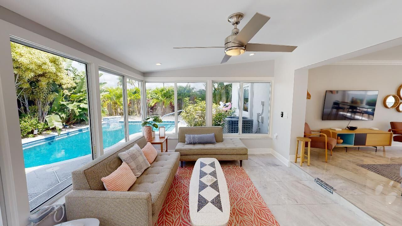 Photo of Livingroom in North Corals
