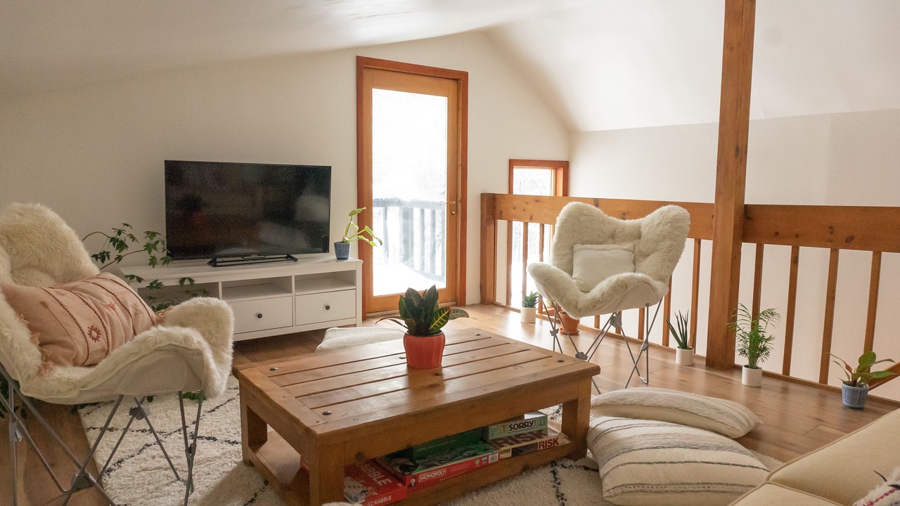 Photo of Livingroom in Edgewood