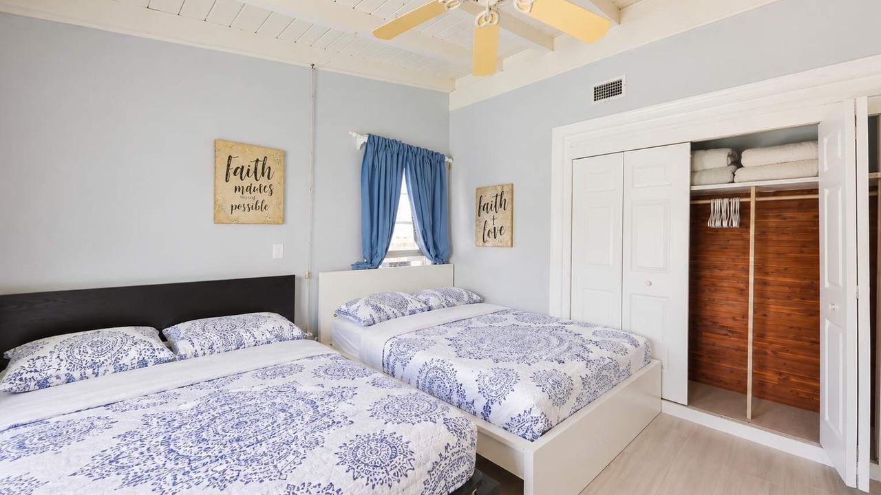 Photo of Bedroom in Riverside Park