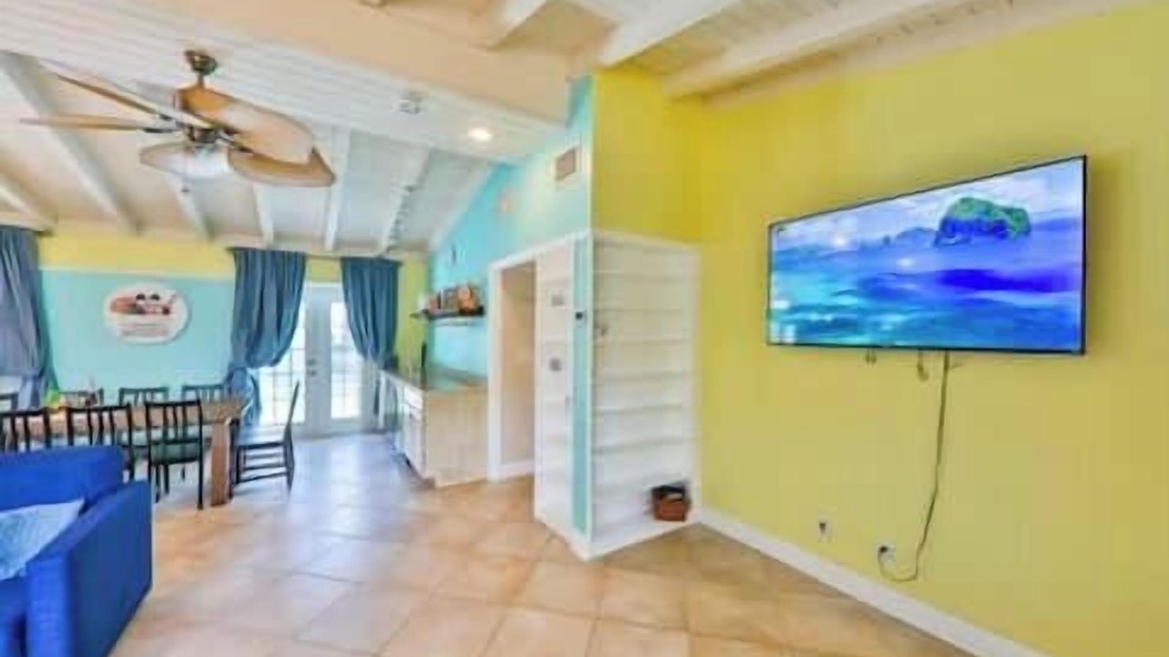 Photo of Livingroom in Riverside Park
