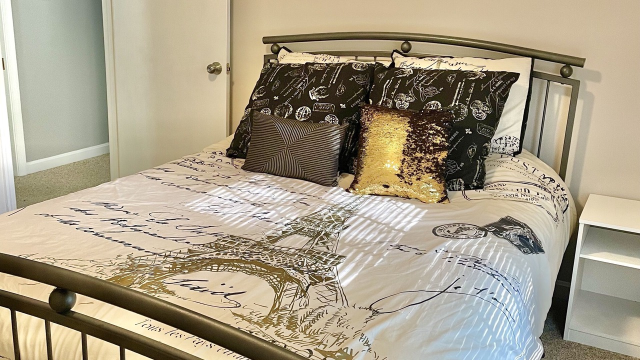 Photo of Bedroom in Ocean Pines