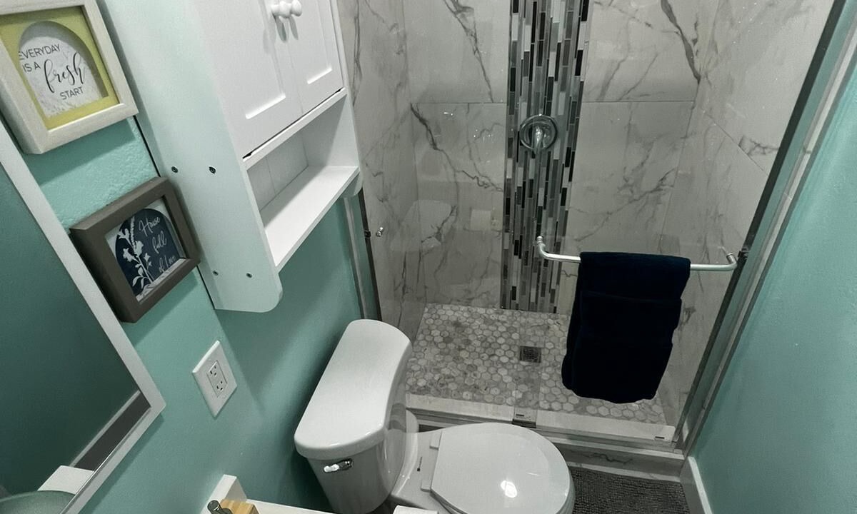 Photo of Bathroom in Lake Ridge