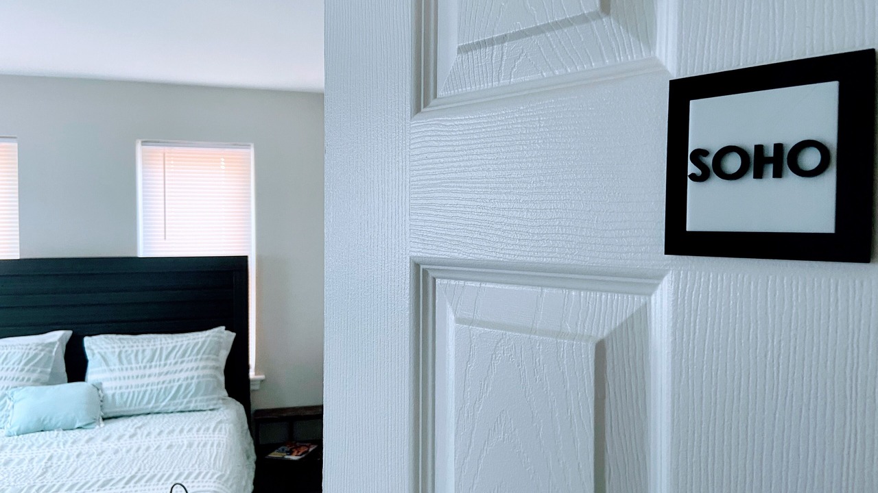 Photo of Bedroom in Downtown Baltimore