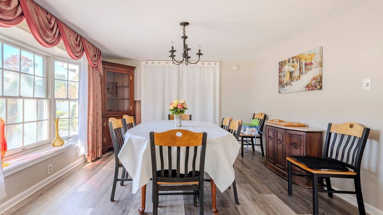 Photo of Livingroom in Salisbury