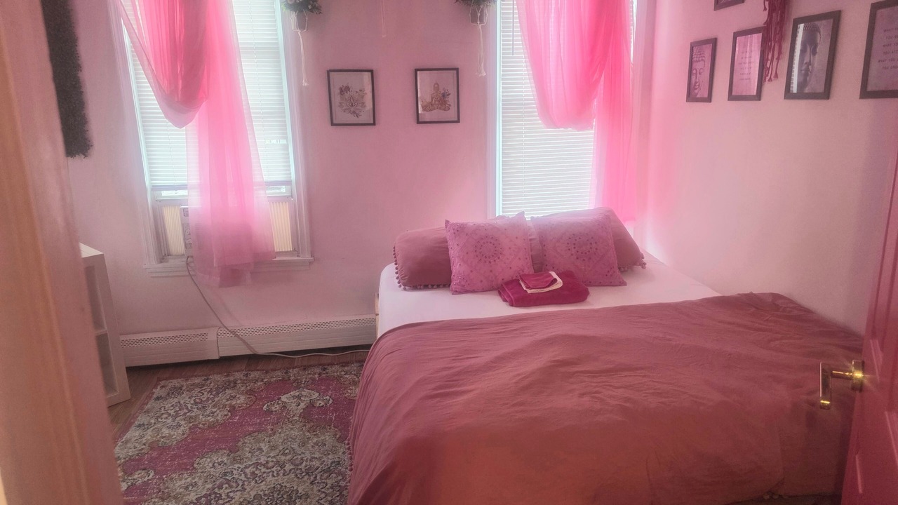 Photo of Bedroom in West Side