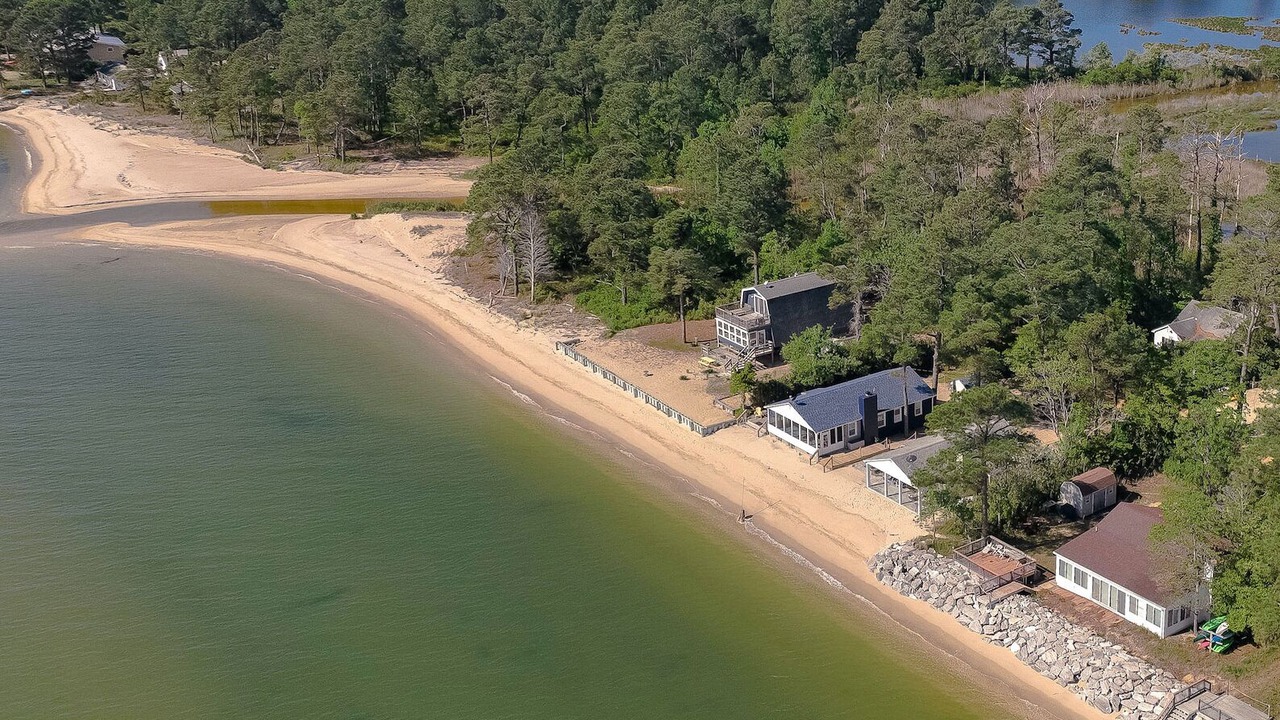 Photo of Others in Point Lookout